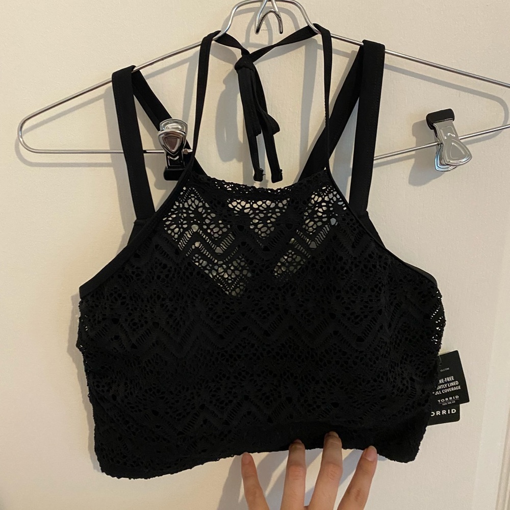 NWT Torrid Bikini Hi Neck Crochet Top Sz 0/Large
